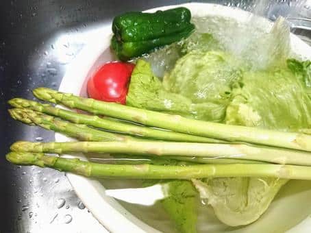 野菜を洗う,イメージ